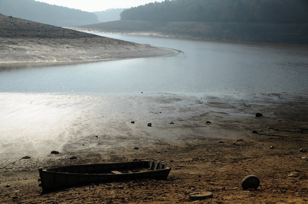 Lac secat, imagine cu caracter ilustrativ - Foto: Profimedia Images