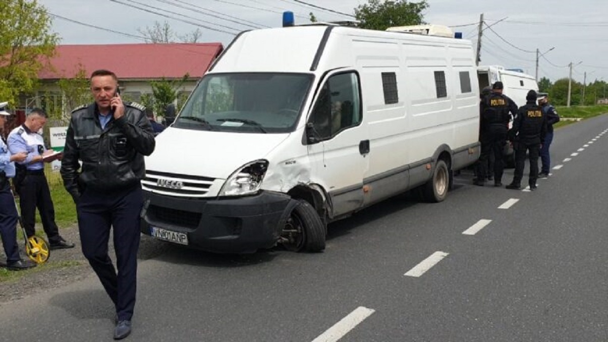 Duba implicată în accident Foto: Informatiabuzaului.ro