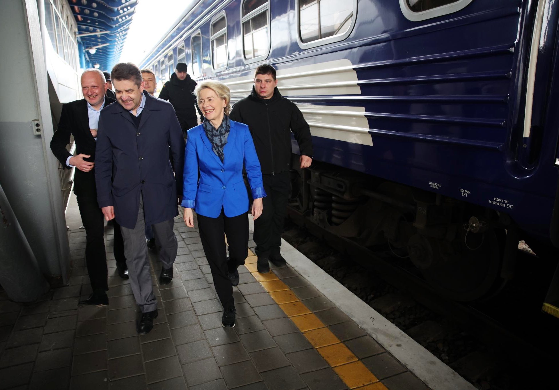 Președintele Comisiei Europene, Ursula von der Leyen, sosește la Kiev de Ziua Europei - Foto: Twitter/ @vonderleyen