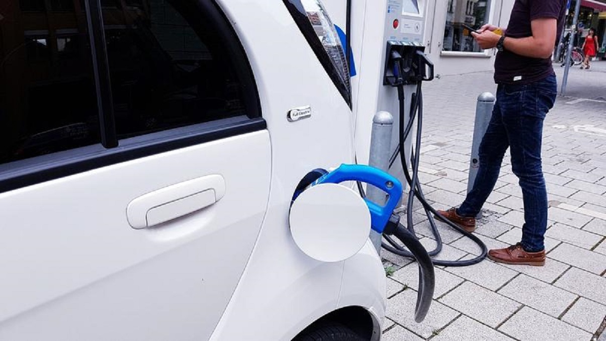 Mașină electrică Foto: Pixabay.com (imagine cu rol ilustrativ)