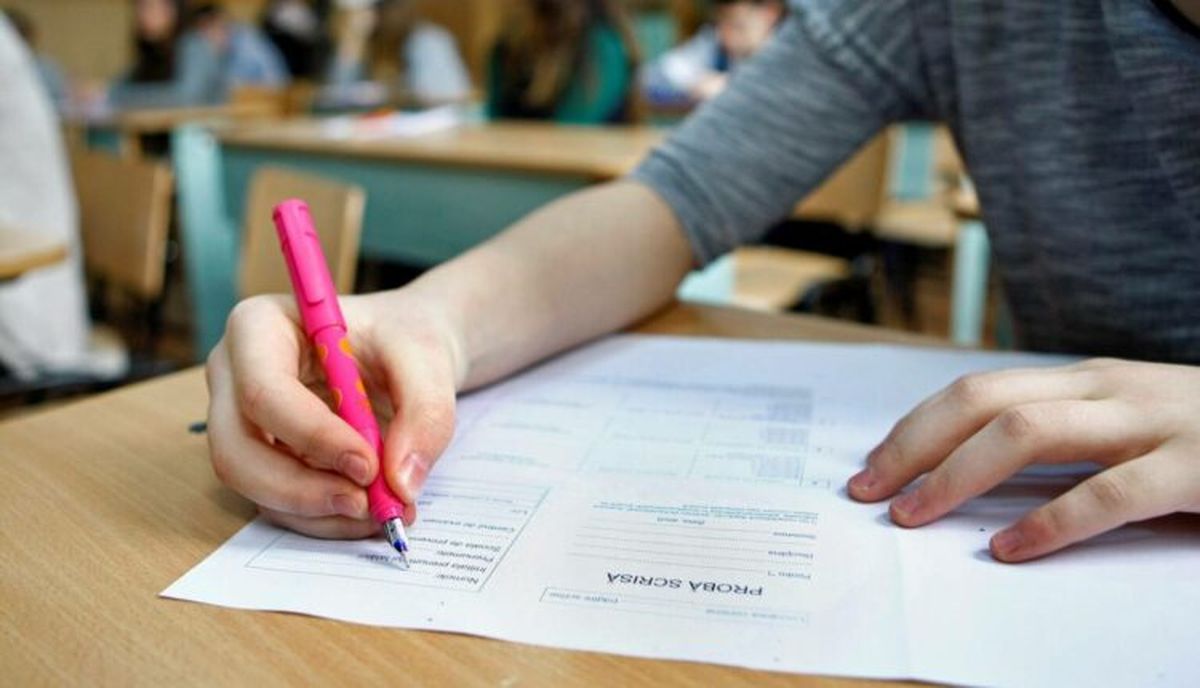 Mâine începe prima probă de BAC 2023. Peste 130.500 de elevi s-au înscris la examenul maturității - Foto: Arhivă / imagine cu caracter ilustrativ
