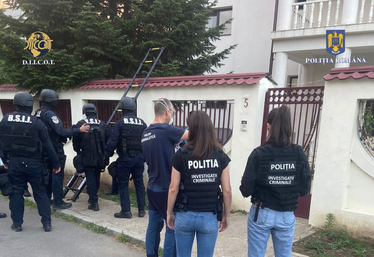 Percheziții la căminele de bătrâni Foto: Captură Poliția Română - DIICOT