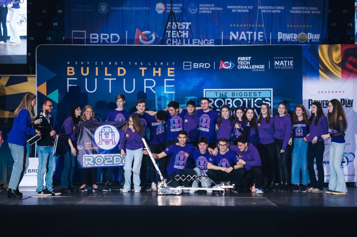 Un nou titlu de campioni pentru elevii români. Locul II într-un concurs internațional de robotică - Foto: Facebook / imagine cu caracter ilustrativ