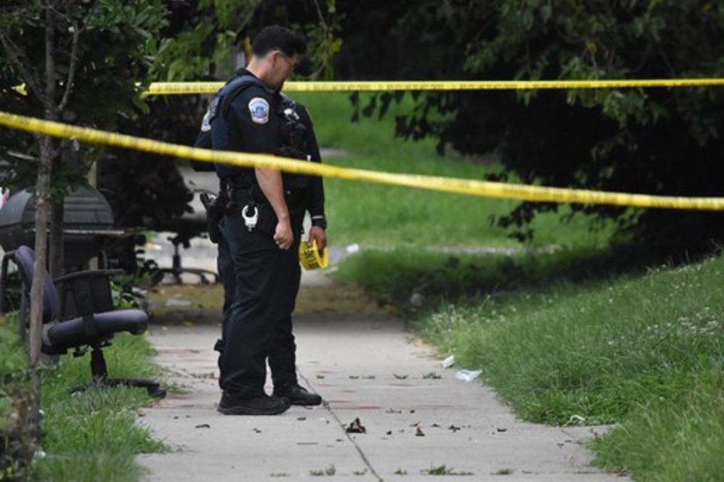 Cadavrul a fost dus într-un parc Foto: Profimedia Images (imagice cu rol ilustrativ)