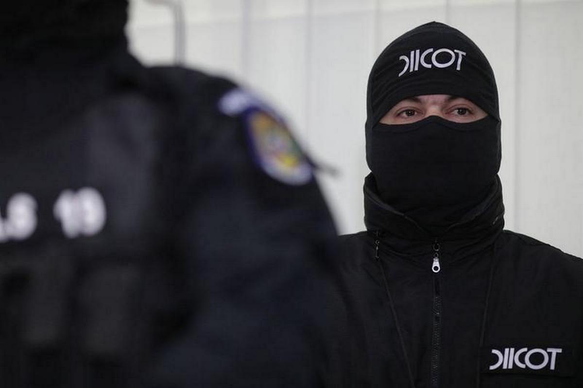 Membrii grupării care vindea droguri elevilor pe contul „Iarba dulce”, trimiși în judecată de DIICOT - Foto: Inquam Photos / Octav Ganea - Imagine cu rol ilustrativ
