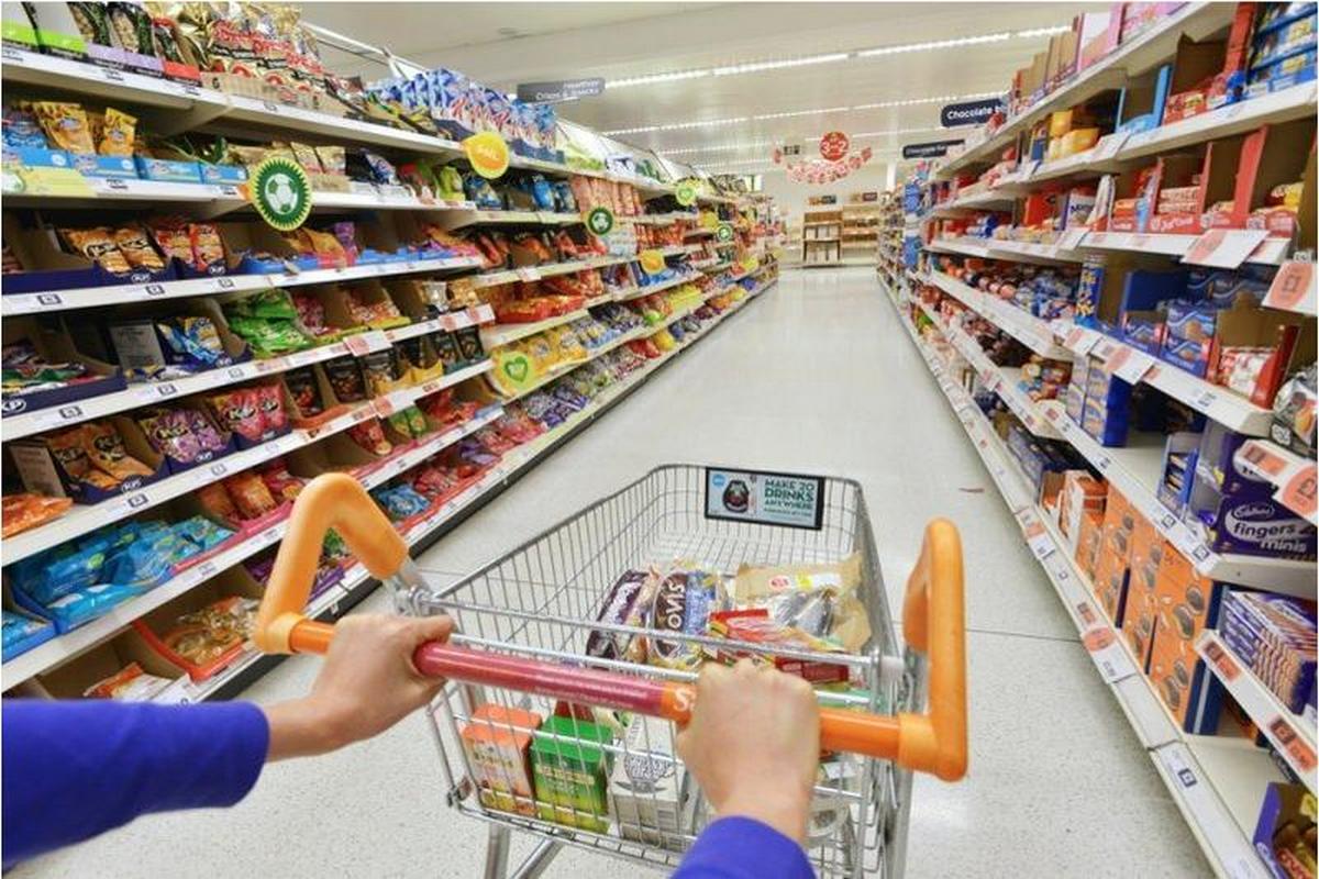 Consiliul Concurenţei susține că alimentele s-au ieftinit cu până la 43% în primele zile din august - FOTO: ziaruldeiasi.ro