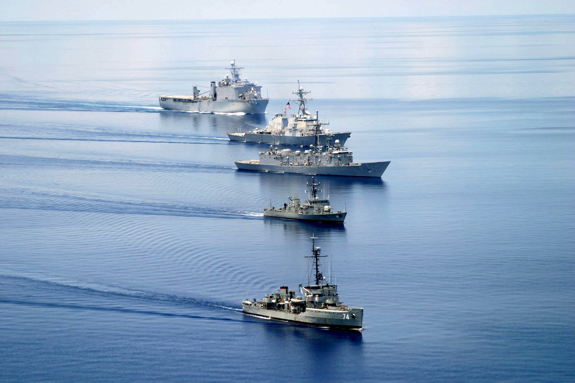 Exerciții de război în Marea Chinei de Sud. SUA, Filipine și Japonia, demonstrații de forță - Foto: U.S. Navy-William Contreras
