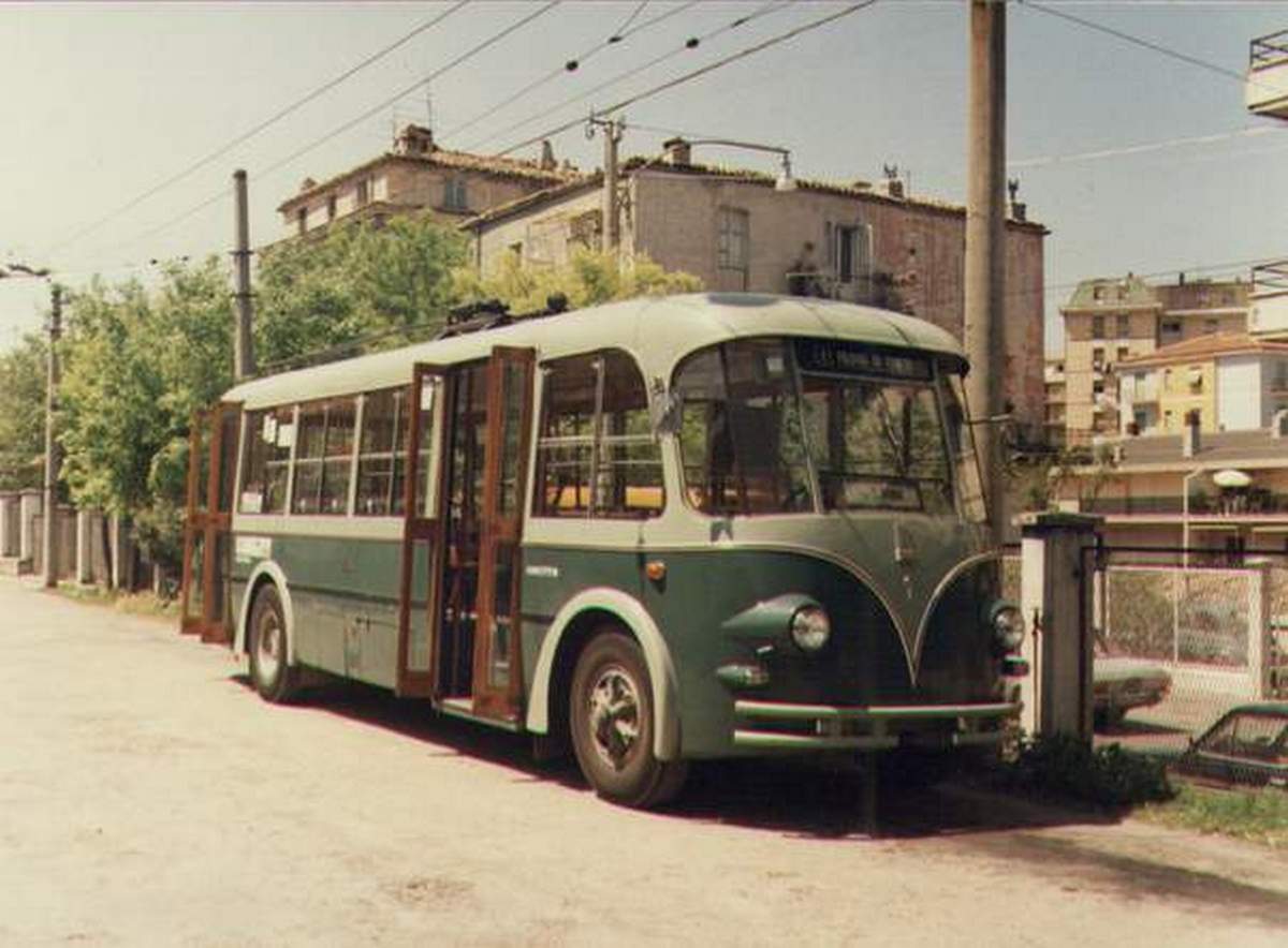 Știți ce este „firobuzul”? A circulat pentru prima dată în România de astăzi acum 81 de ani - Foto: opiniatimisoarei.ro