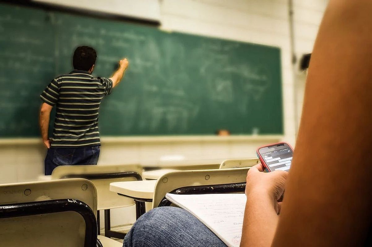 Majorările de salarii pentru profesori au fost eliminate - Foto: Pexels/Pixabay