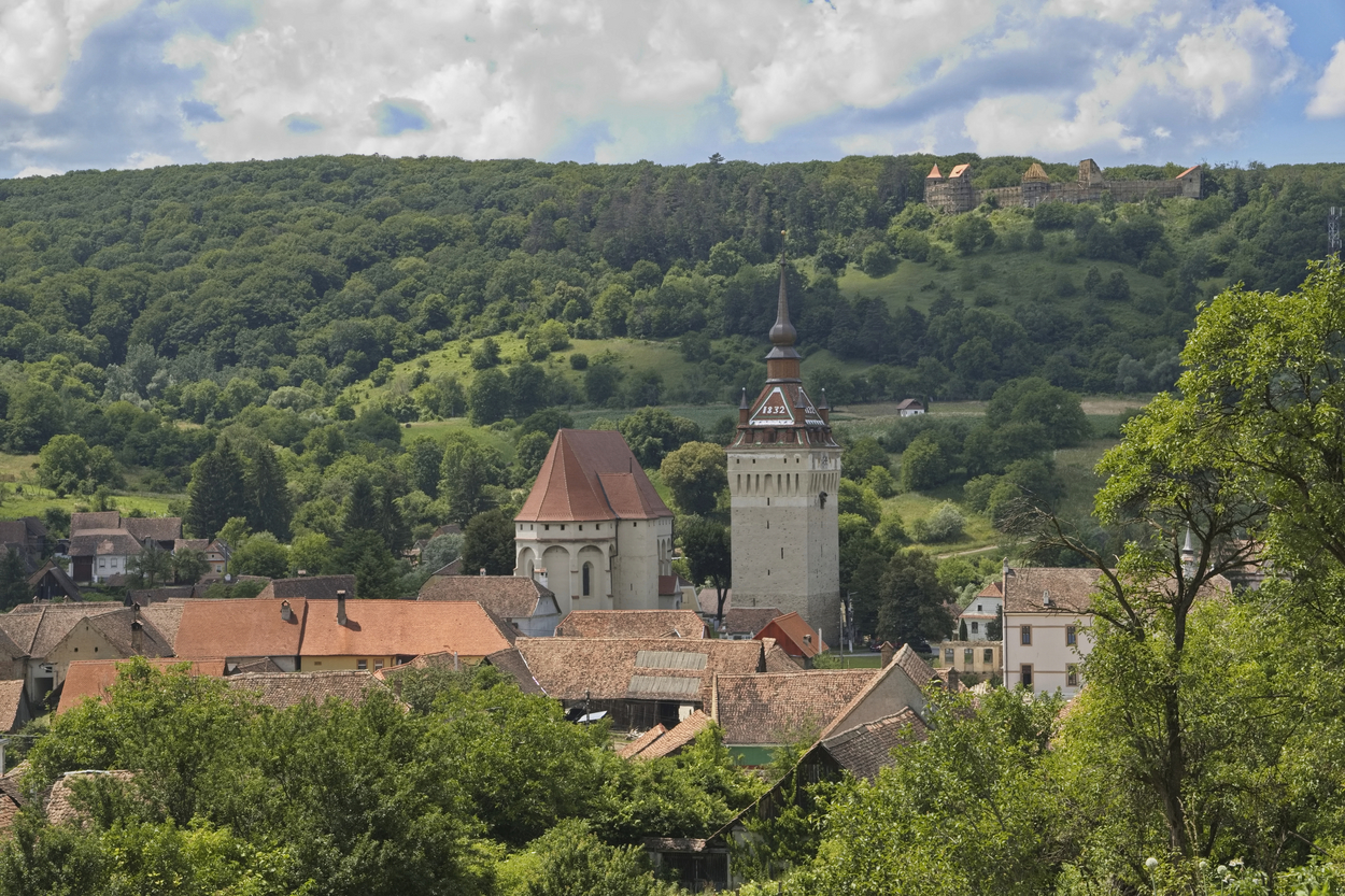 Legenda satului din Transilvania unde uriașii se „jucau” cu oamenii. Cum încercau să se apere de ei - Foto: Profimedia Images/ Imagine cu caracter ilustrativ