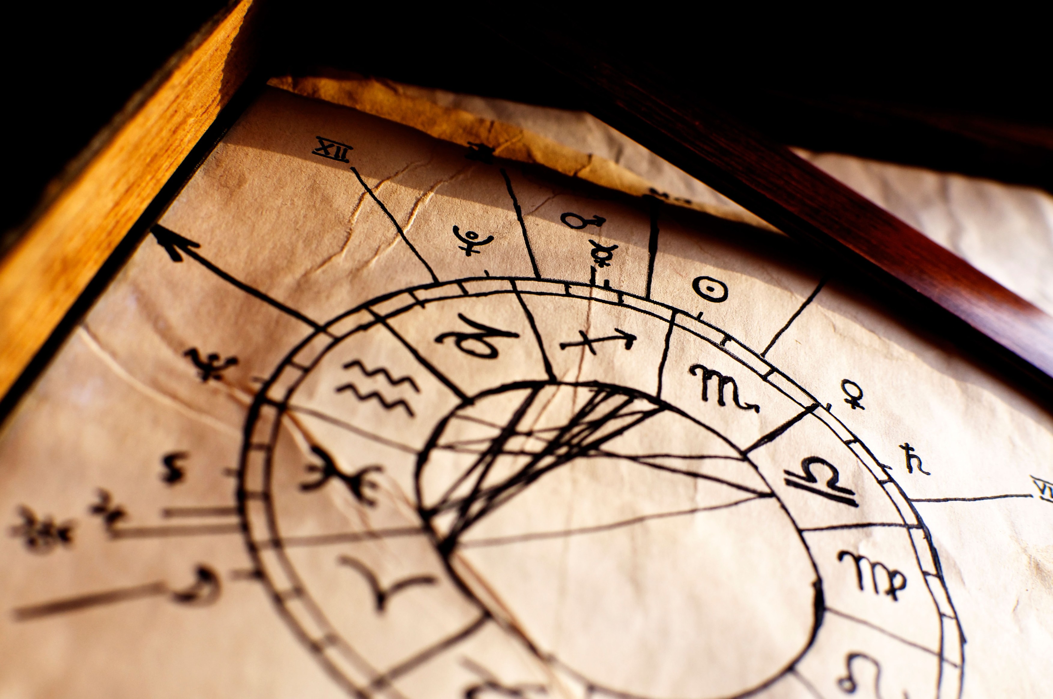 HOROSCOP 30 decembrie E timpul rezoluțiilor pentru noul an. Zodiile atrag binele și liniștea Foto: Profimedia Images (fotografie cu caracter ilustrativ)