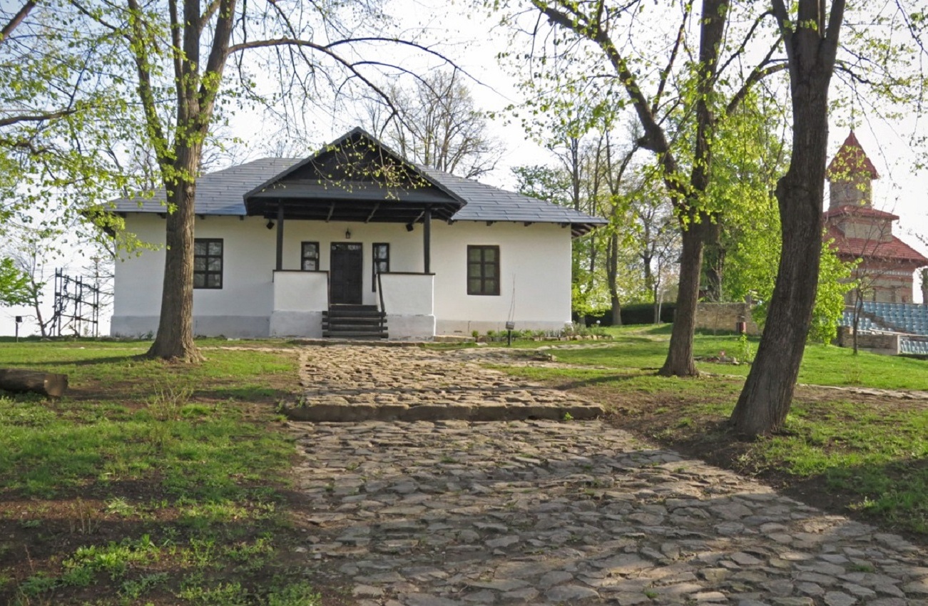 casa eminescu ipotesti