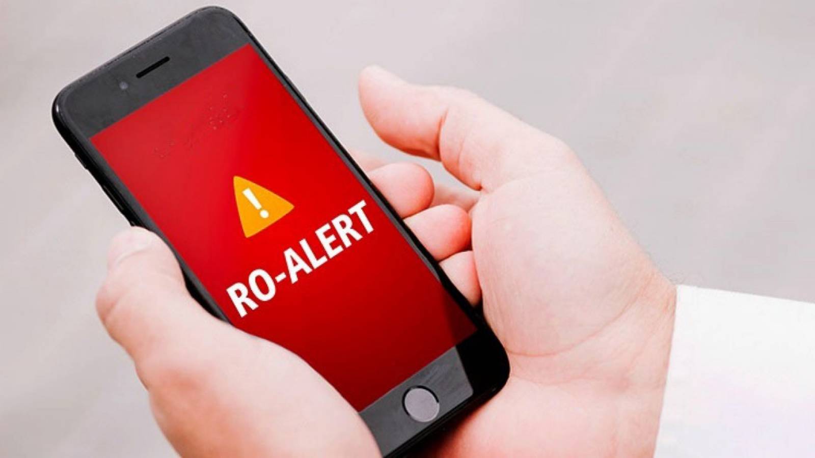 RO-Alert într-un oraș din România. Risc de cădere a unor obiecte din spațiul aerian - Foto: Profimedia / imagine rol ilustrativ