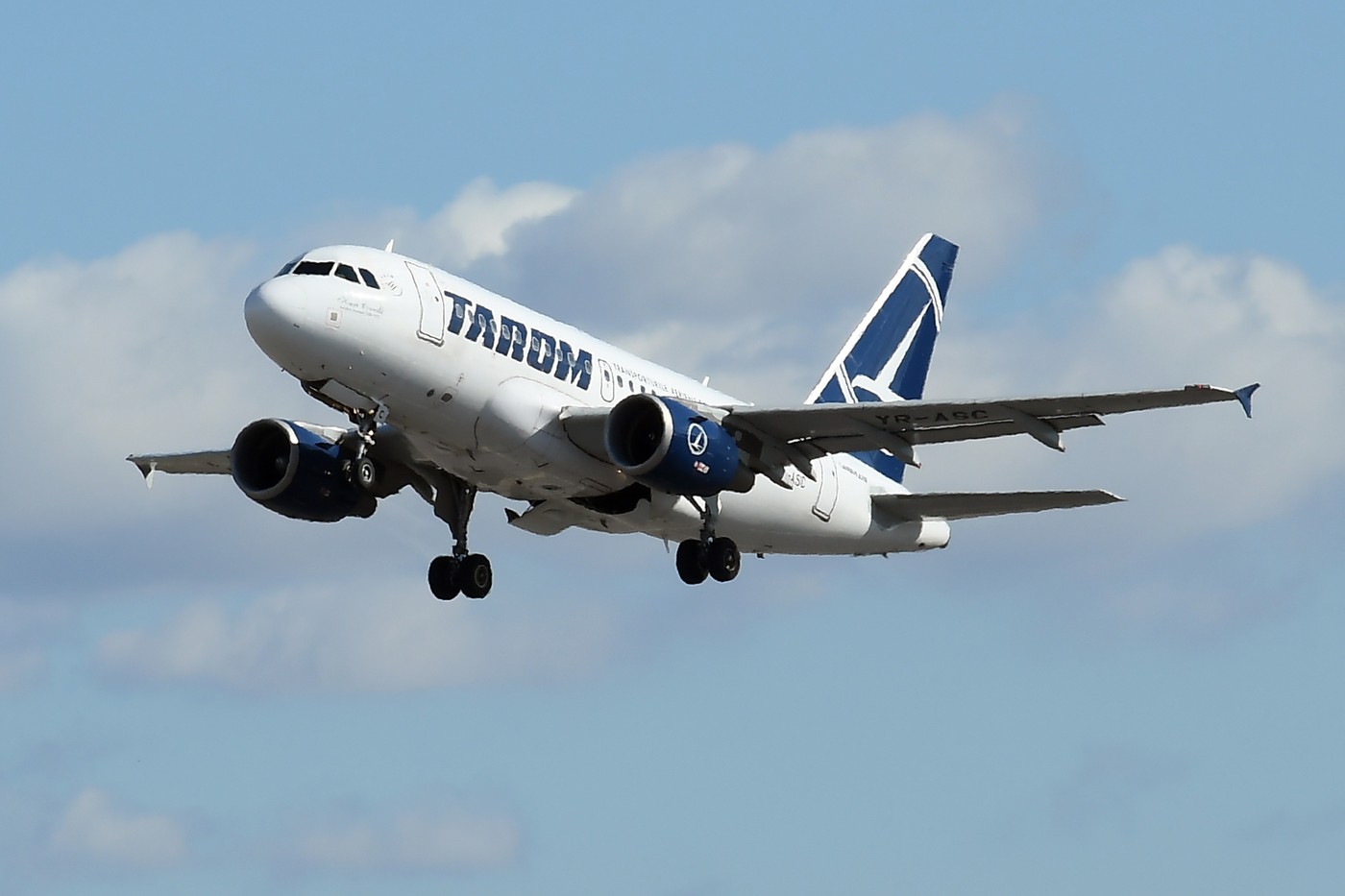 Aterizare de urgență pe Aeroportul Otopeni, după ce un avion TAROM a fost lovit de un fulger - Foto: Profimedia images - Caracter ilustrativ