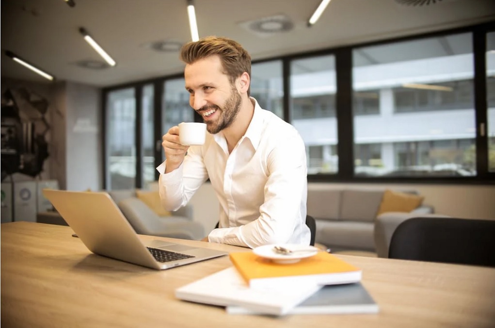 Unii români primesc vouchere de la job Foto Freepik.com - rol ilustrativ
