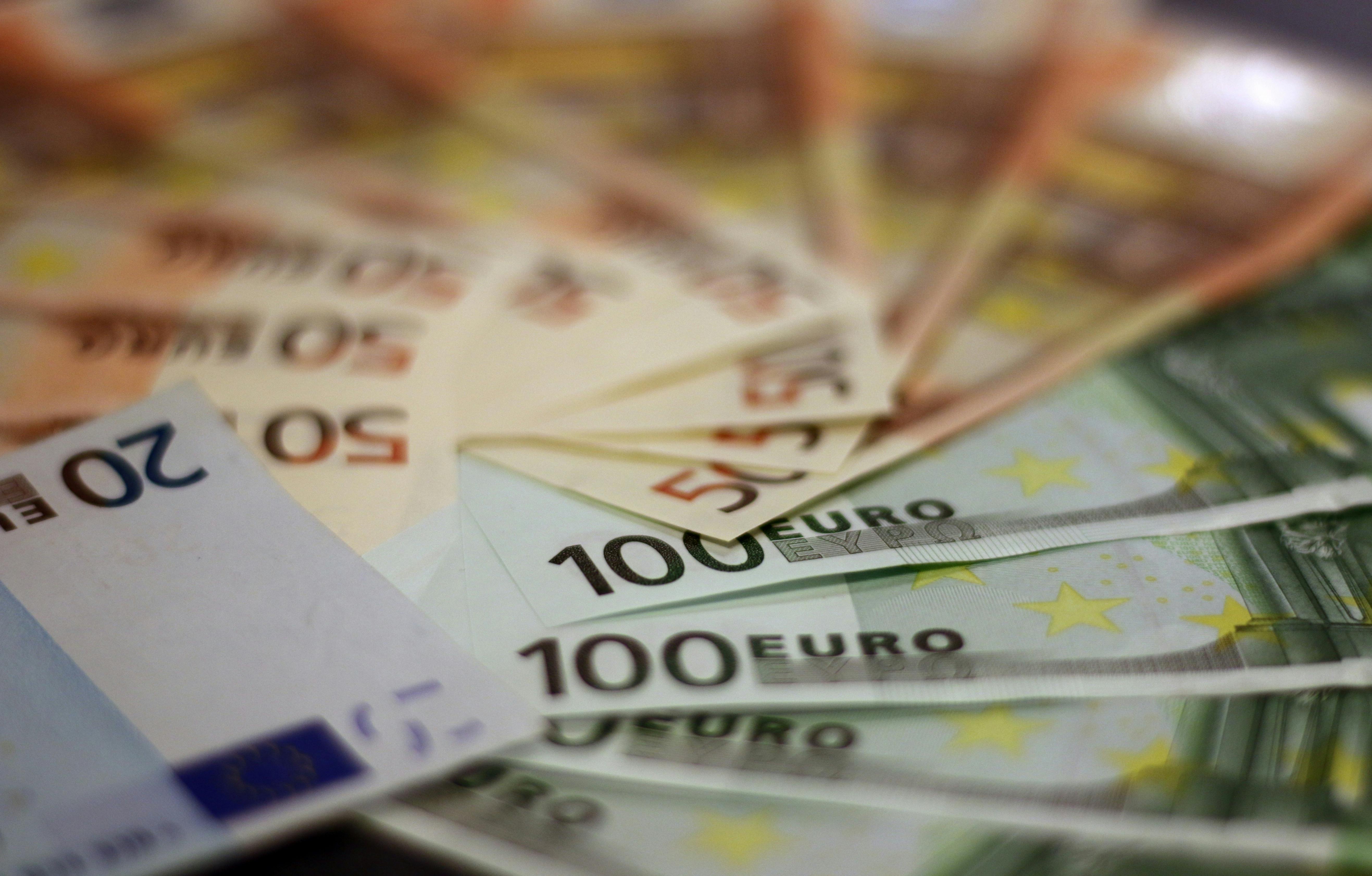 Maghiarii ne invidiază: Românii câștigă și consumă mai mult ca noi. Bulgarii vin tare din urmă Foto: Pexels (fotografie cu caracter ilustrativ)