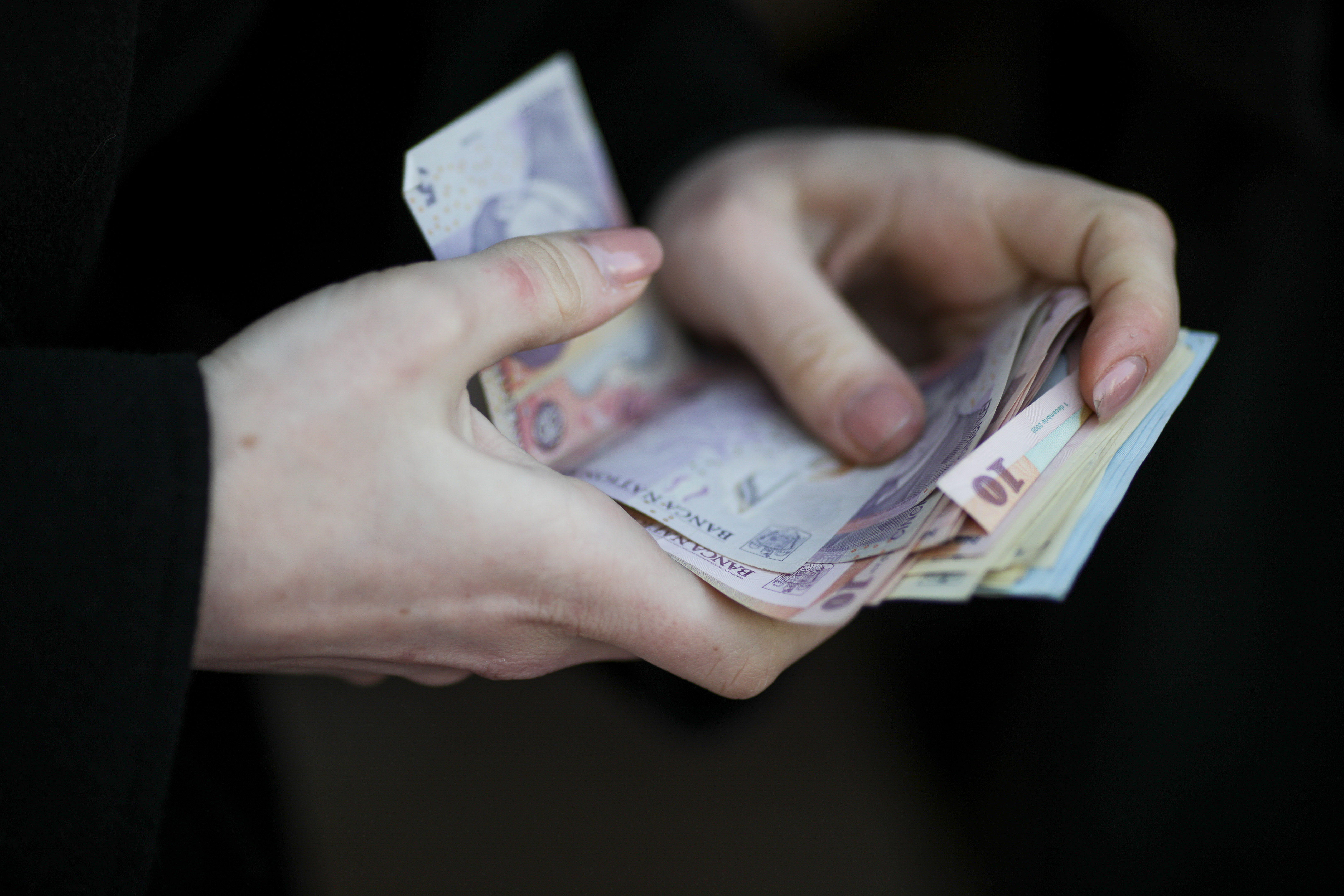 Ministerul Finanţelor: Deficitul bugetar a crescut la 3,24% din PIB în primele patru luni ale anului - Foto: INQUAM Photos/ Octav Ganea