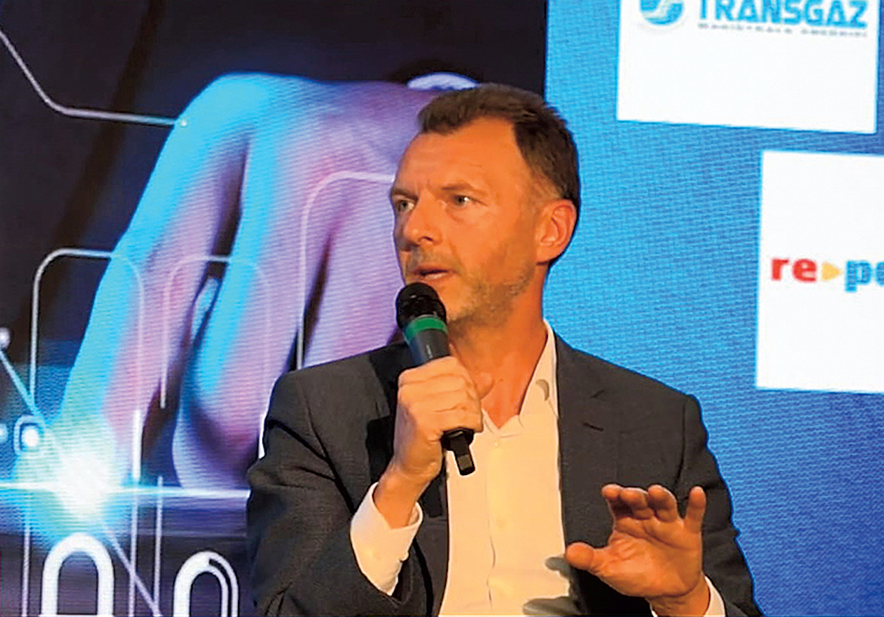 Romeo Milea, director Network Deployment & Technology Enterprise Solutions, Vodafone România la IT&C SUMMIT Newsweek 2024