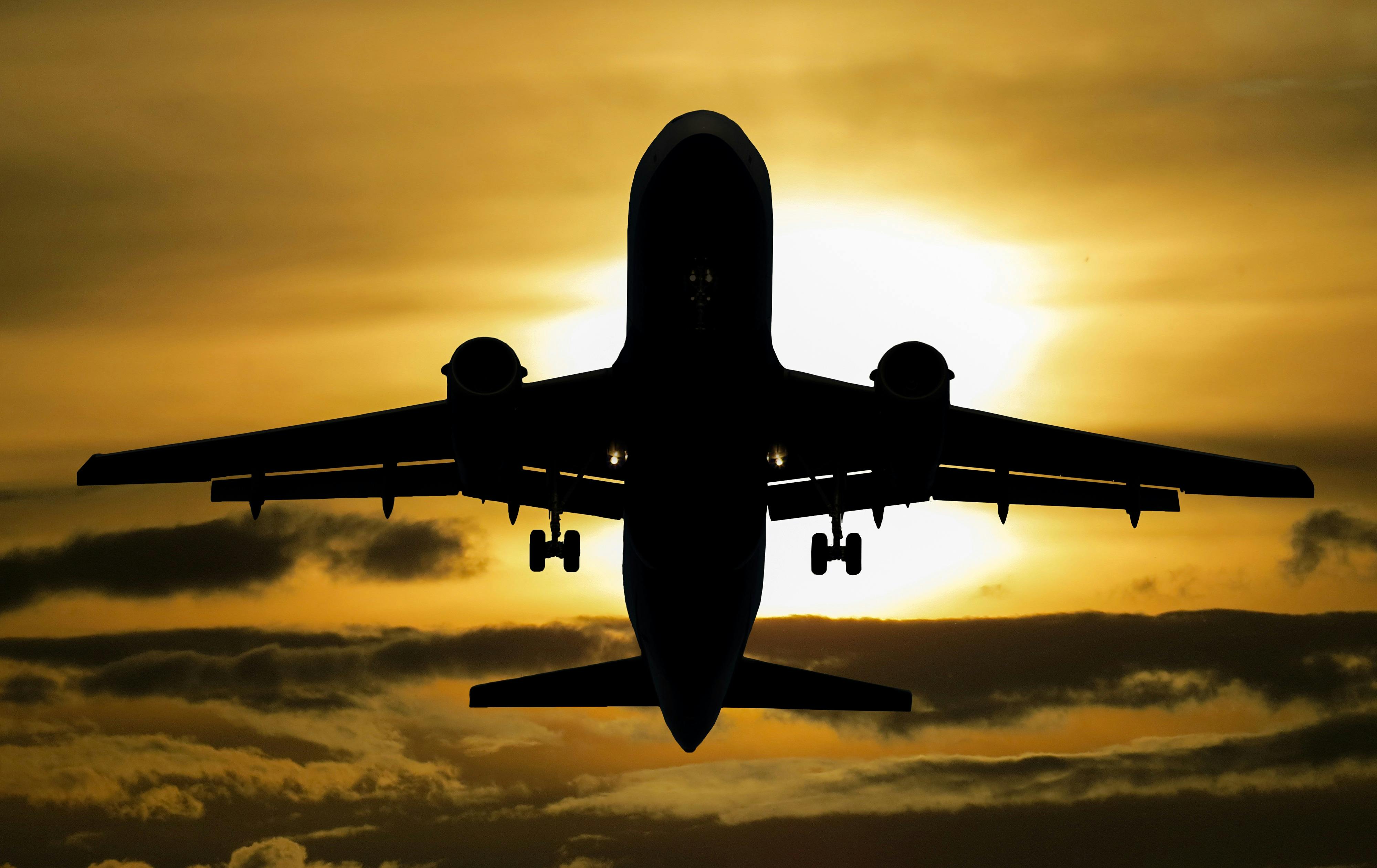 Zborurile între două mari orașe ale țării ar putea fi reluate. Cu trenul faci aproape 9 ore - Foto: Pexels.com (Imagine cu caracter ilustrativ)