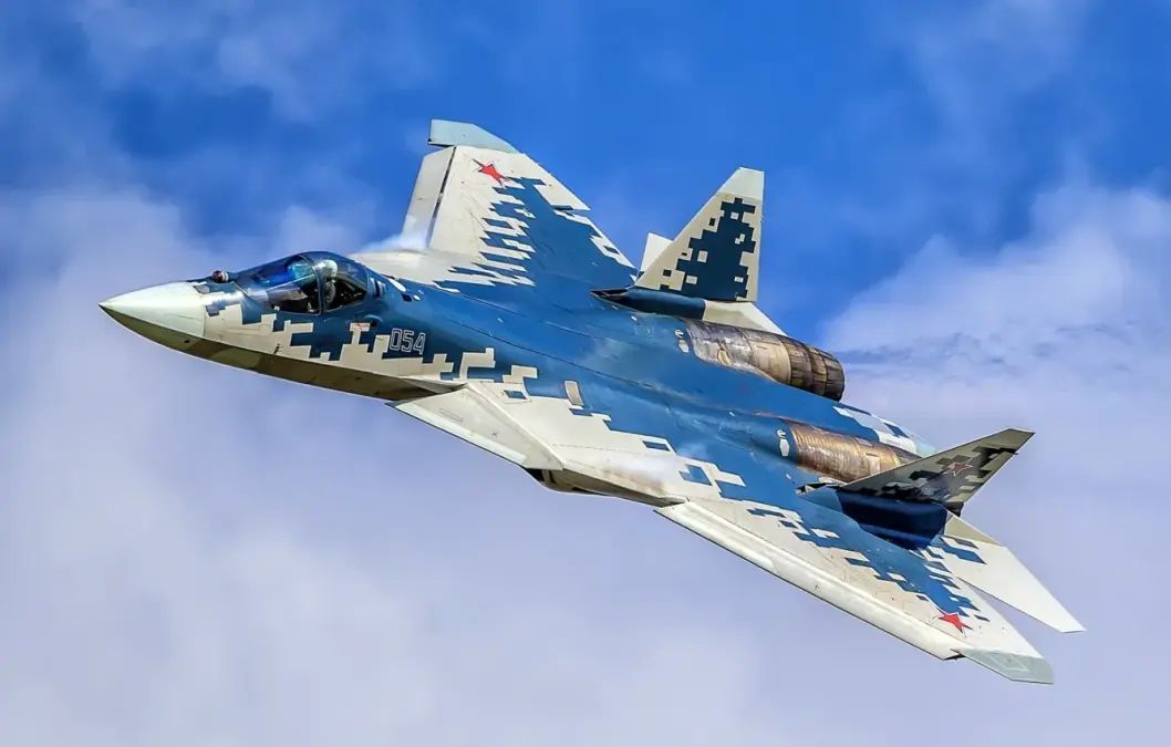 O dronă ucraineană de 10.000 $ distruge un avion rusesc de 54 de milioane $ - Foto: GoodFon/Zima2018/CC0