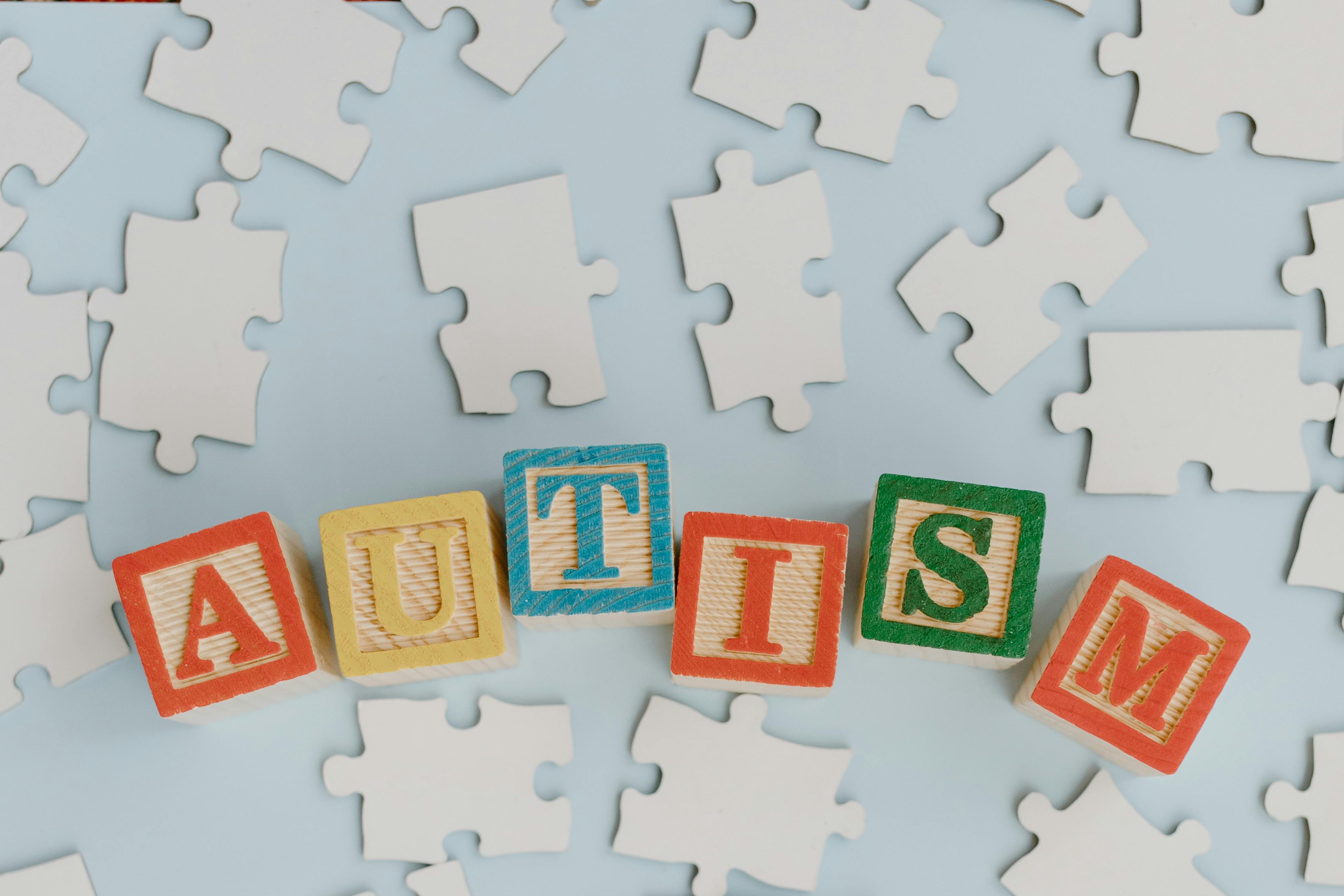 De la ce vârstă pot fi observate primele semne de autism ale copilului. Plânge mult și e cuminte Foto: Pexels (fotografie cu caracter ilsutrativ)