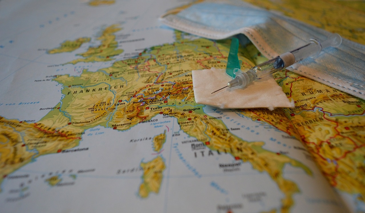 Vaccinurile pe care să le faci dacă pleci în vacanță, în funcție de zona în care călătorești - Foto: Pixabay(imagine cu rol ilustrativ)
