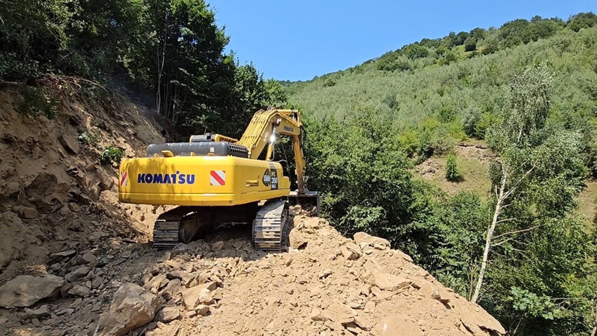 Ce se întâmplă cu lucrările de pe Valea Oltului? Terenul le dă bătăi de cap constructorului Foto: Facebook/CNAIR