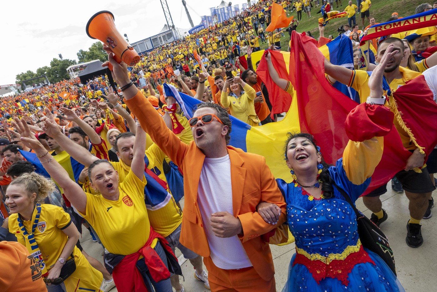 VIDEO Duelul galeriilor! „Tricolorii” înfruntă oranjul neerlandez: „V-am bătut, o facem din nou” - Foto: Profimedia Images/ Imagine cu caracter ilustrativ
