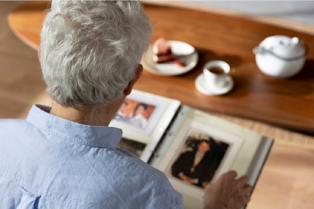 Cel mai important factor de risc pentru Alzheimer. Tinerii ignoră complet acest simptom - Foto: Freepik.com (rol ilustrativ)