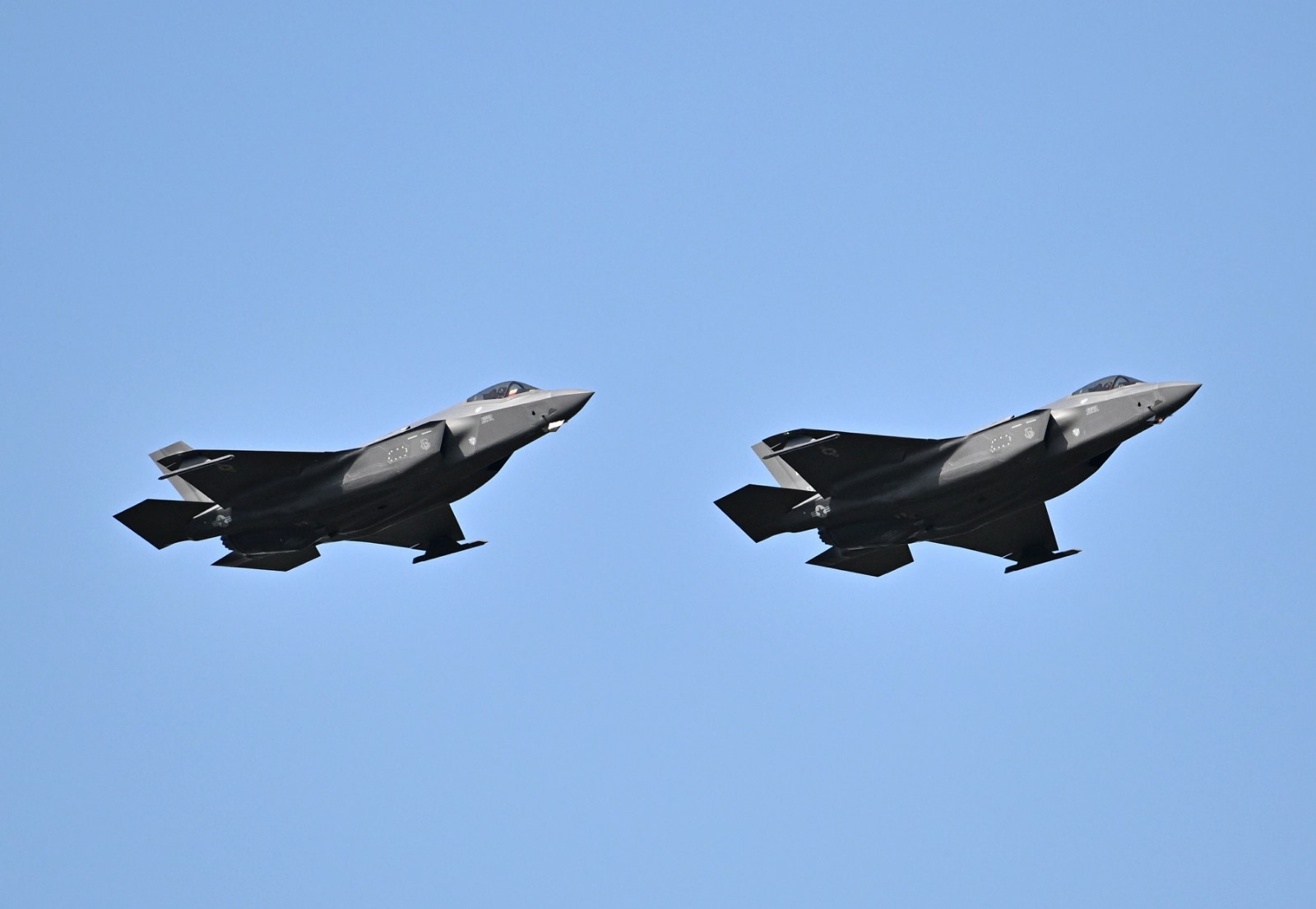 DOCUMENT România acceptă să cumpere avioane F-35 de 6.500.000.000$. F-16 vor fi duse la casat