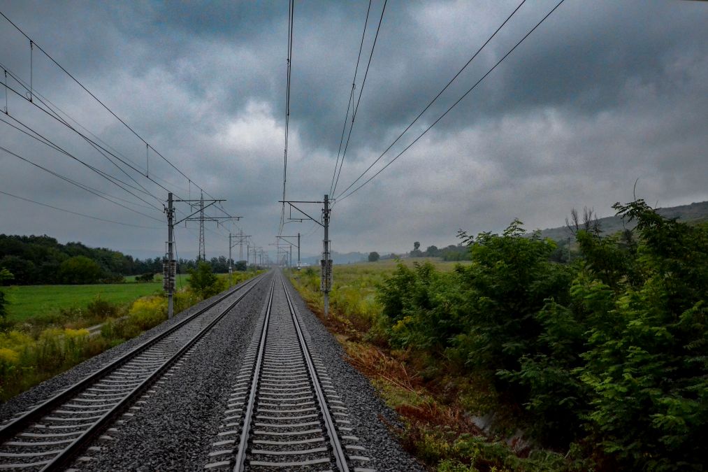 Linie CFR de mare viteză între două orașe istorice din România, la un preț de 2.720.000.000 de lei - Foto: INQUAM PHOTOS/Casian Mitu