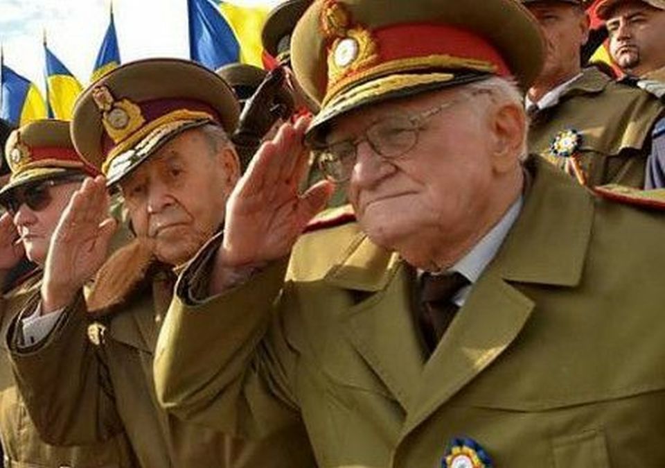 Cresc şi pensiile militarilor, prin majorarea plafonului de impozitare - Foto: Facebook/Pensionarii Militari Români