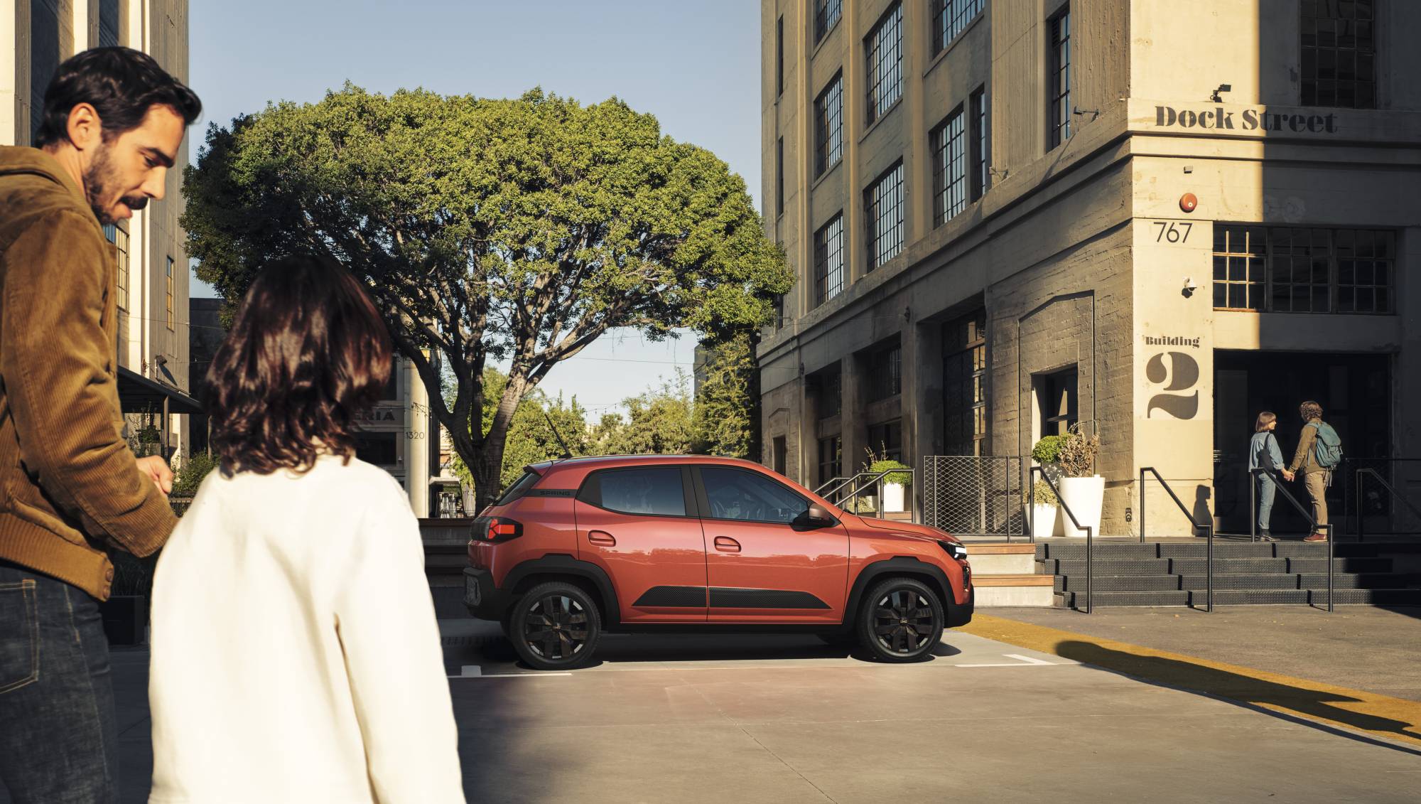 Românii, mai „bogați”? Dacia Spring: 10.240 € - Luxemburg, 10.590 € - Belgia, 16.900 € - România - Foto: Dacia