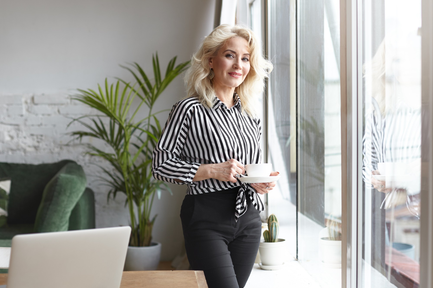 Ai fost dat afară de la muncă? Ce salariu compensatoriu ar trebui să primești? Pe câte luni? - Foto: Freepik