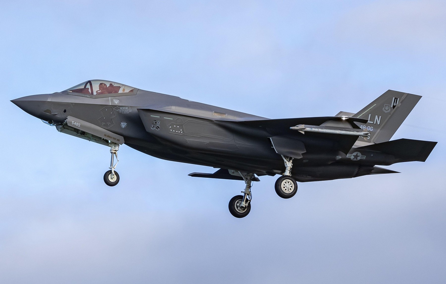 La piloții romani vor ajunge cele mai moderne F-35A Lightning II. Prețul, 6.500.000.000$ - Foto: Profimedia images