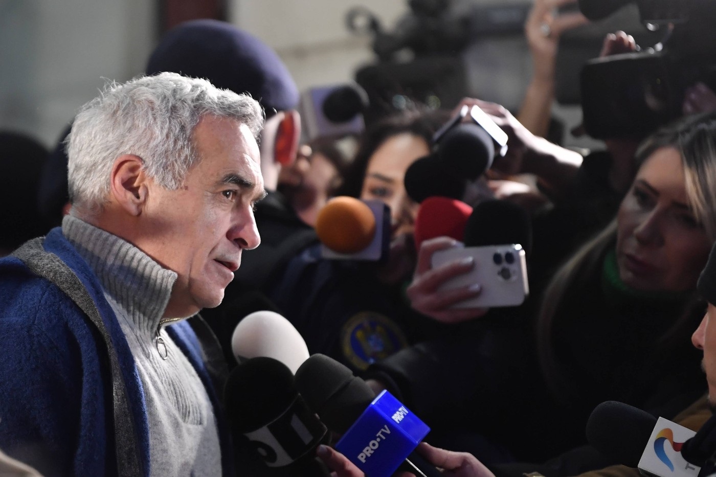 Georgescu contestă controlul judiciar. Poliția nu l-a găsit la domiciliu pentru a-i înmâna citația: FOTO - Profimedia(imagine cu rol ilustrativ)