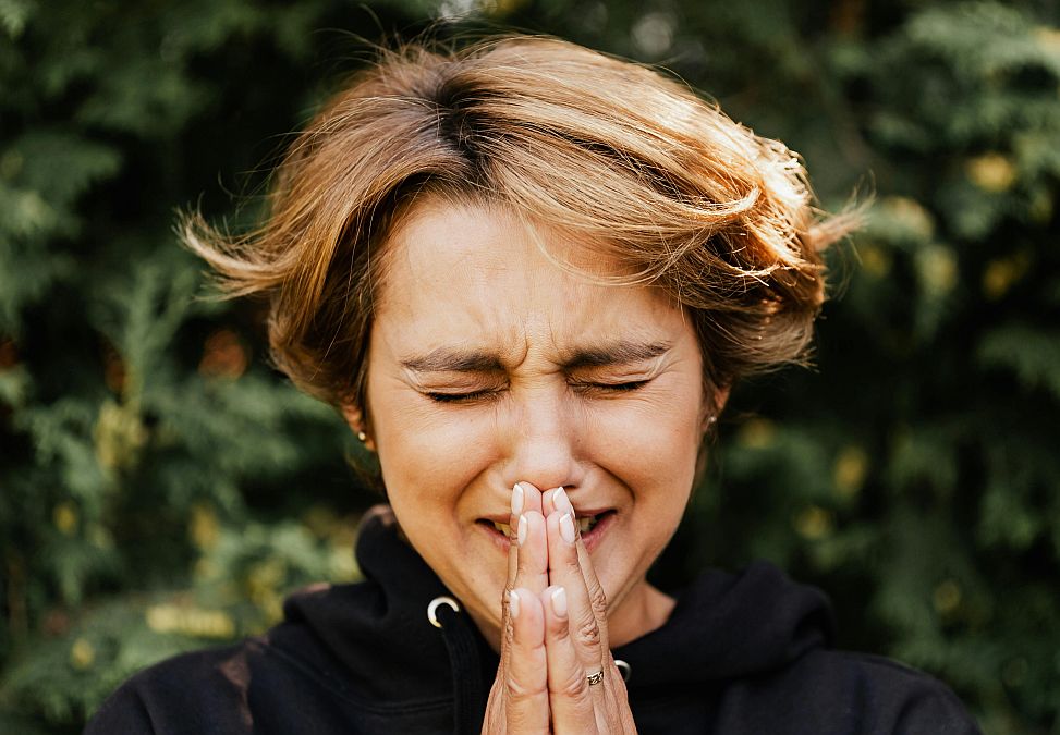 Ultima ţeapă. “Urgent, coletul este blocat!” Cum răspunzi ca să nu rămâi fără bani? - Foto: Pexels/Kaboompics