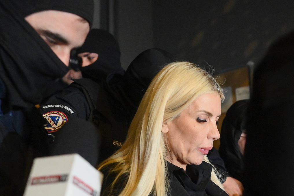 11 rețineri în mega dosarul Nordis. Laura Vicol și Vladimir Ciorbă, duși în Arestul Central - Foto: Inquam Photos / Eduard Vînătoru