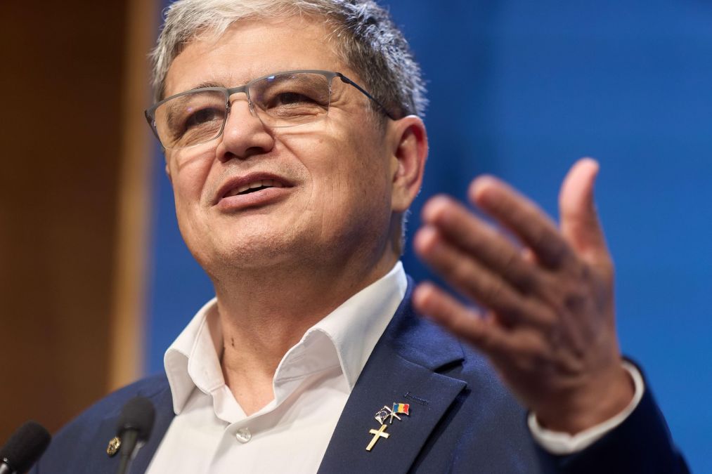 Marcel Boloş vorbeşte într-un briefing de presă - Foto: Profimedia Images