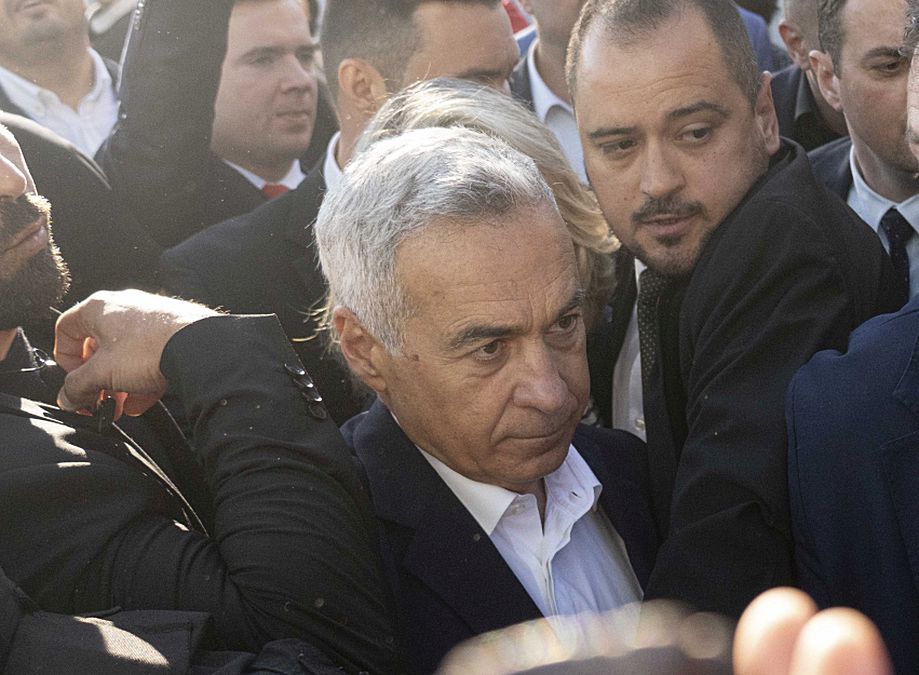 Călin Georgescu, la vot, în Mogoşoaia - Foto: INQUAM PHOTOS/Paul Ştef