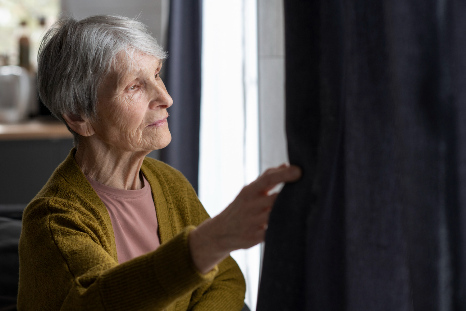 Escrocherie la pensie. Pensionari furați de falși angajați ai unei firme de distribuție gaze - Foto: Freepik (Imagine cu rol ilustrativ)