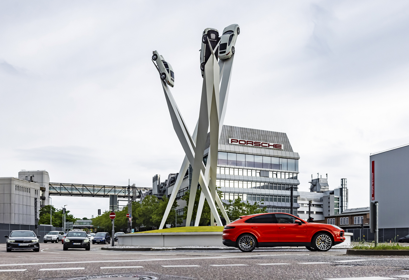 Doi dintre cei mai prestigioși constructori auto din Germania, în criză. Mii angajați, în pericol - Foto: Profimedia Images (Imagine cu rol ilustrativ)