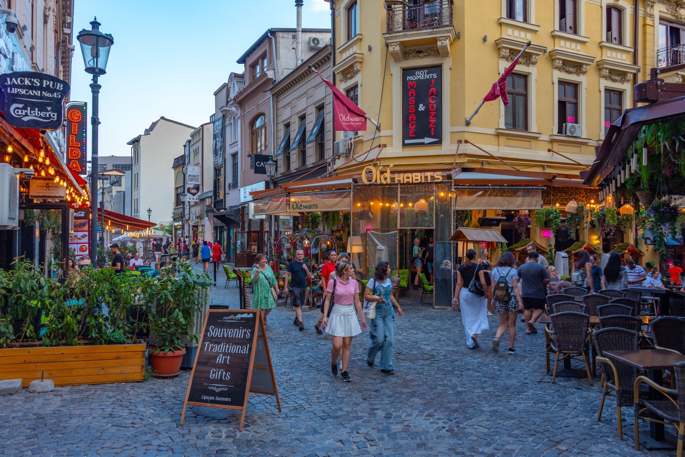 Costul vieții în Europa. Cum văd străinii România? Topul cele mai ieftine și cele mai scumpe țări - Foto: Profimedia images