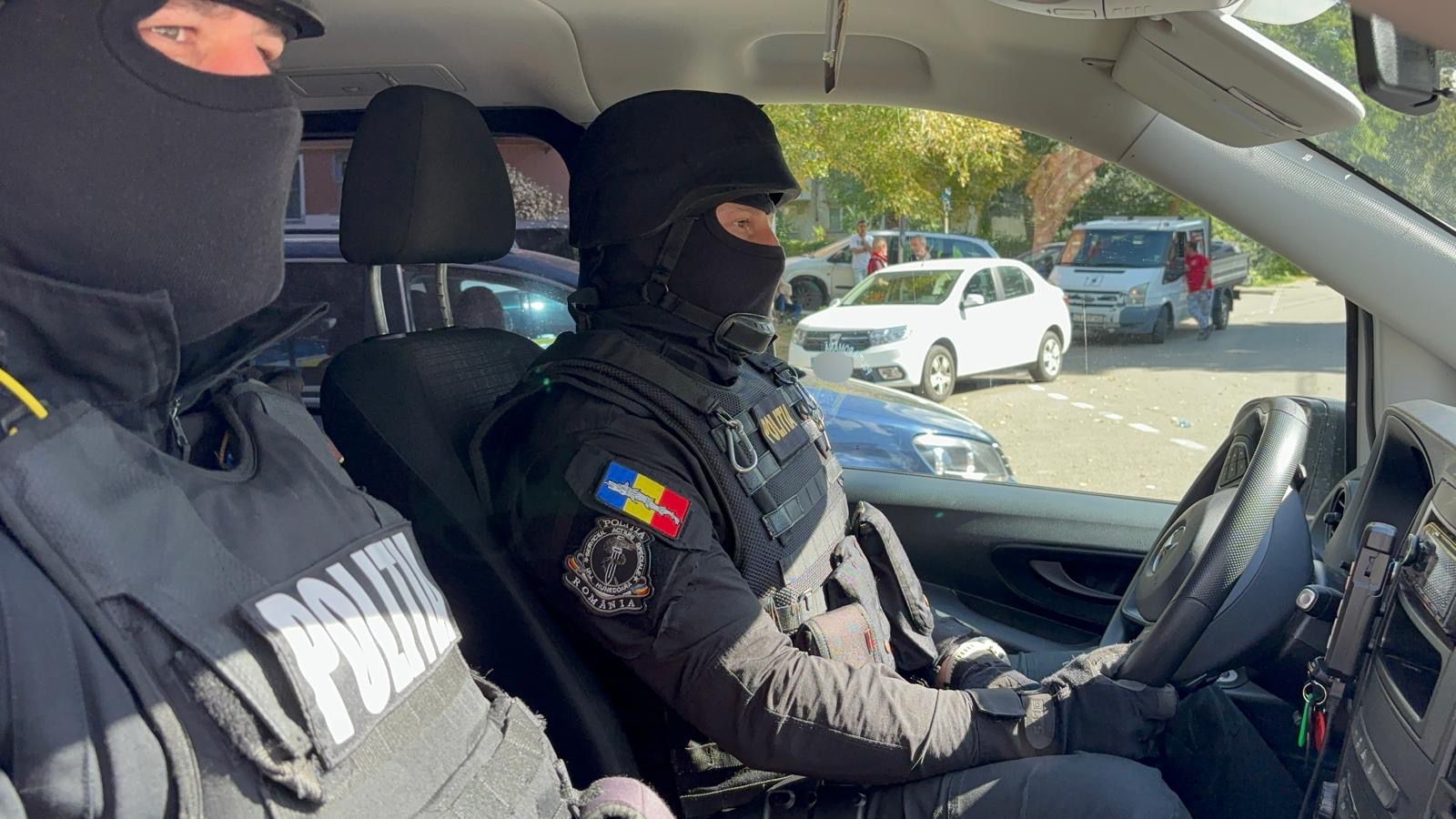 Polițist reținut pentru trafic de droguri. Avea o cultură de canabis. Cu cât vindea gramul? - Foto: facebook (rol ilustrativ)