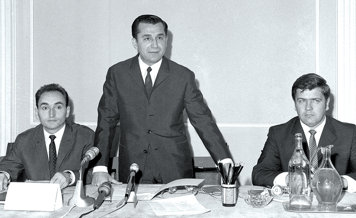 Ion Iliescu, la o masă rotundă cu tema „Tineretul și securitatea europeană“, în 1969 - Foto: Agerpres