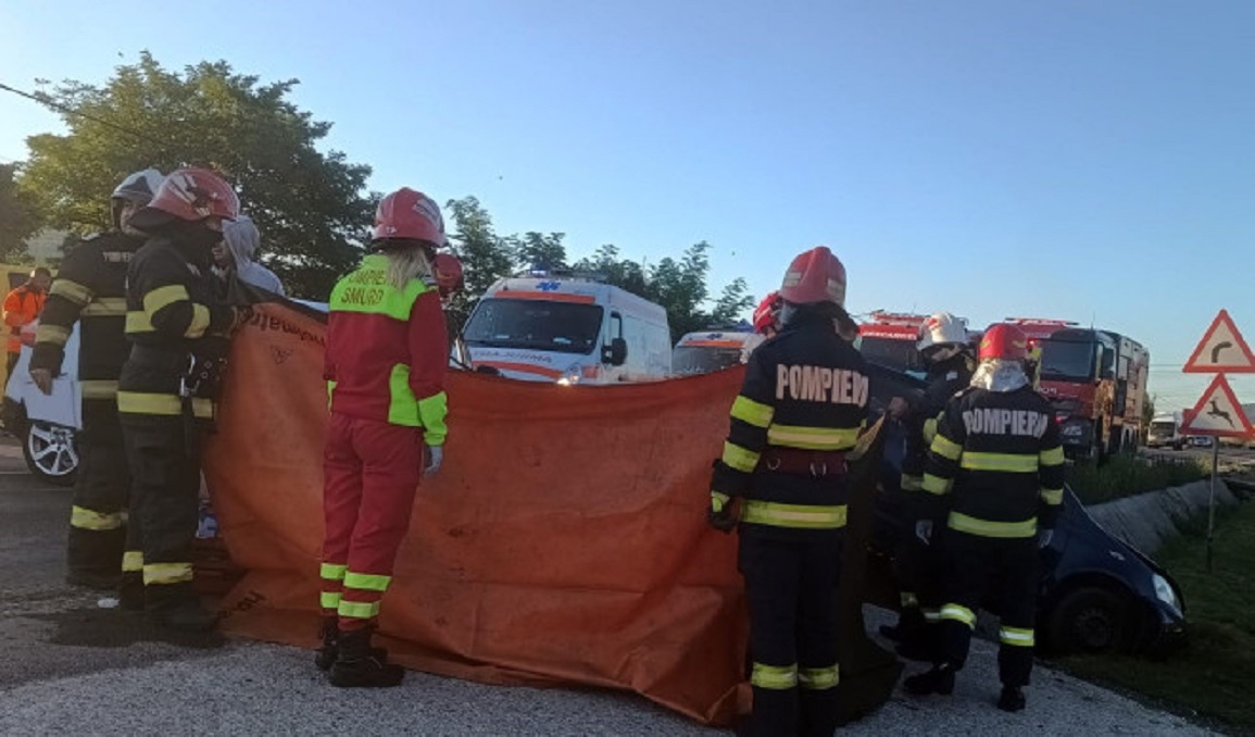 Accident grav pe un drum din Vâlcea - Foto: IPJ Vîlcea