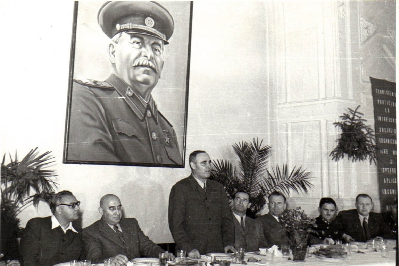 Cum a fost jefuită România de Rusia comunistă - Foto: Fototeca online a comunismului românesc - Cota 97/1952