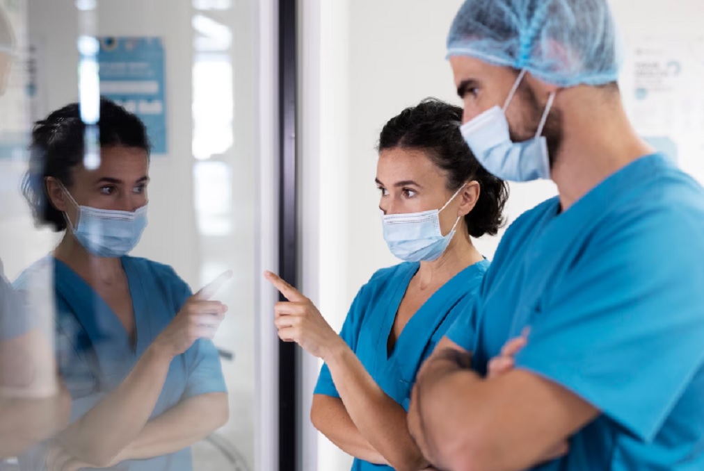 Asistenți medicali - Foto: Freepik