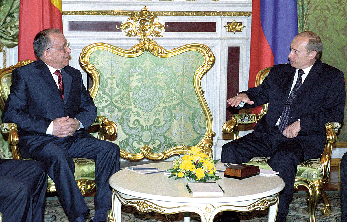 Ion Iliescu și Vladimir Putin la Moscova, 4 iulie 2002 - Foto: Profimedia Images