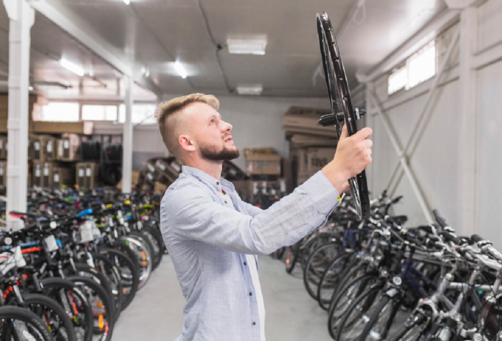Producător de biciclete - Foto: Freepik (rol ilustrativ)